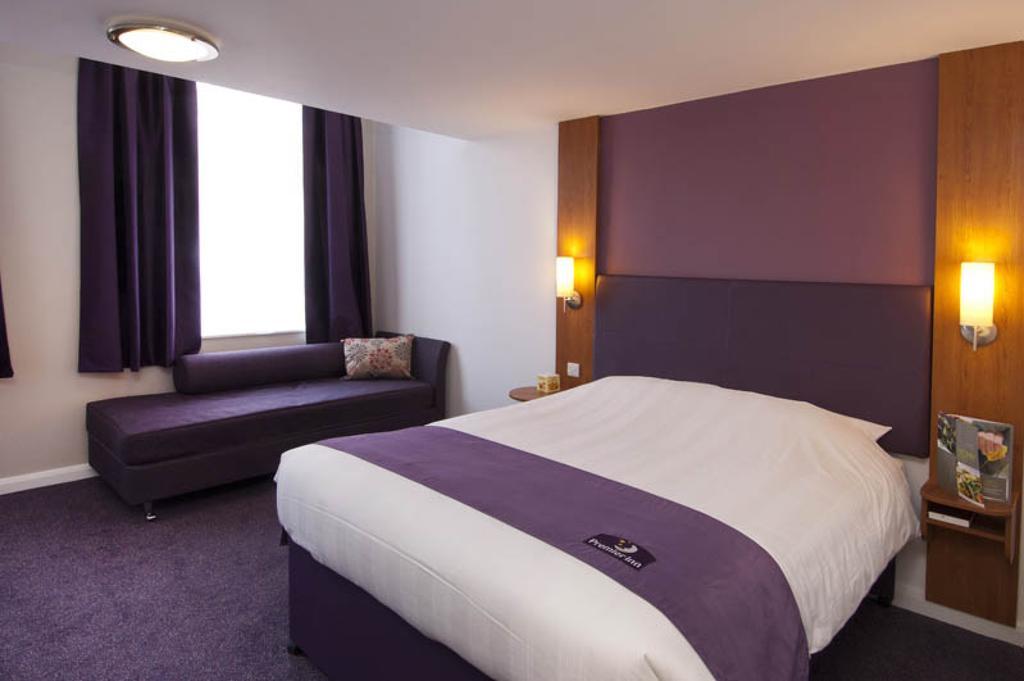 Premier Inn Newcastle Team Valley Gateshead Exterior photo