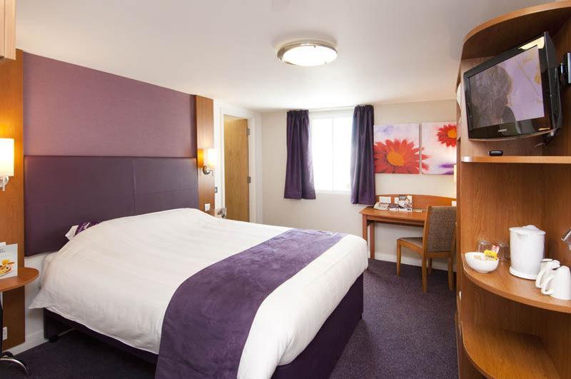 Premier Inn Newcastle Team Valley Gateshead Exterior photo